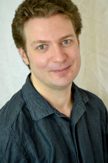 1002808_10201116788258991_574113361_n (1).jpg